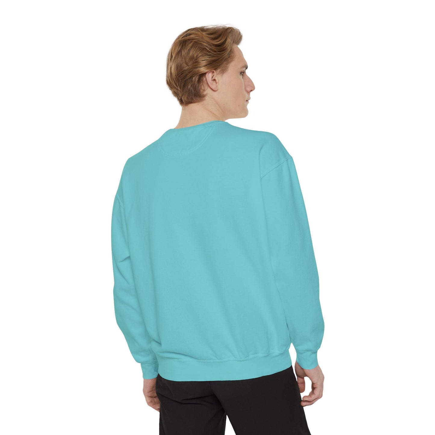 Retro Wash Unisex Sweatshirt: Garment-Dyed for Timeless Comfort and Style