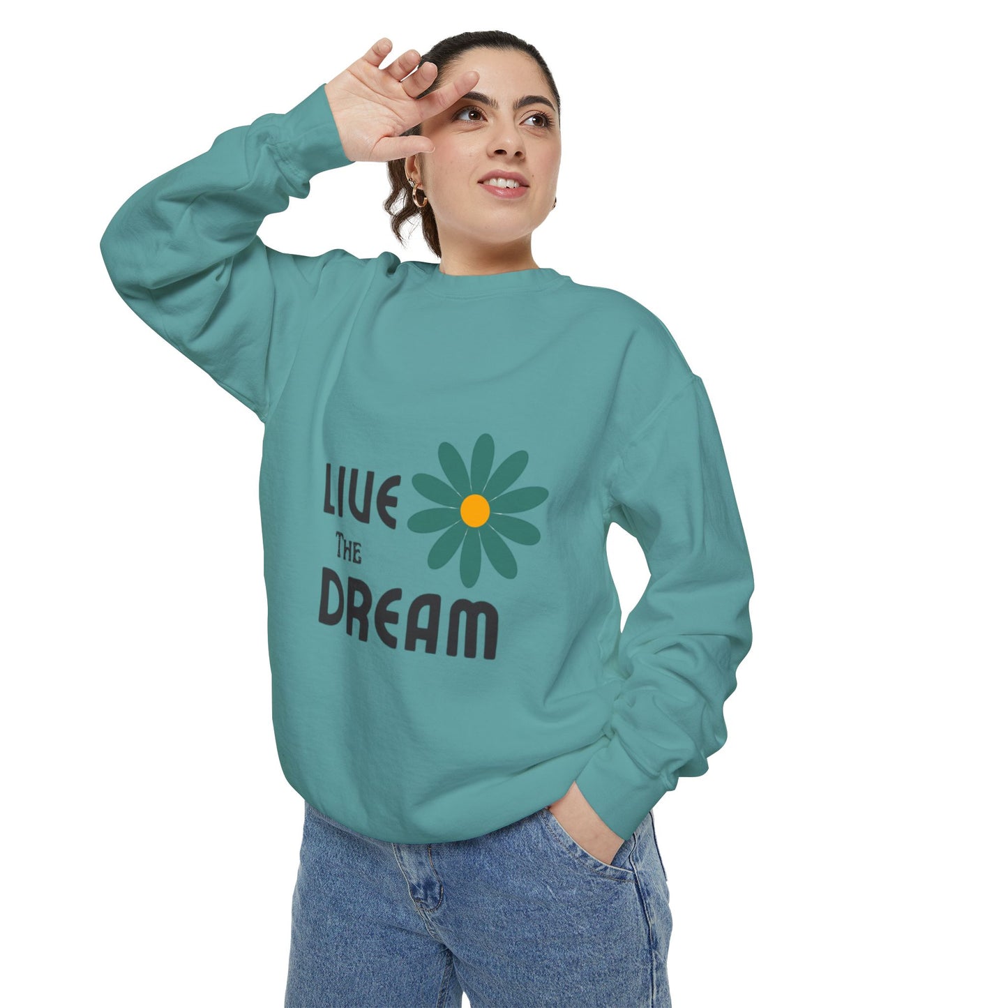 Retro Wash Unisex Sweatshirt: Garment-Dyed for Timeless Comfort and Style