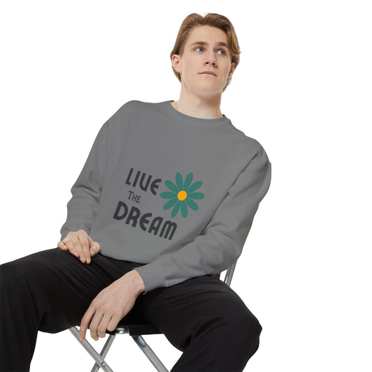 Retro Wash Unisex Sweatshirt: Garment-Dyed for Timeless Comfort and Style