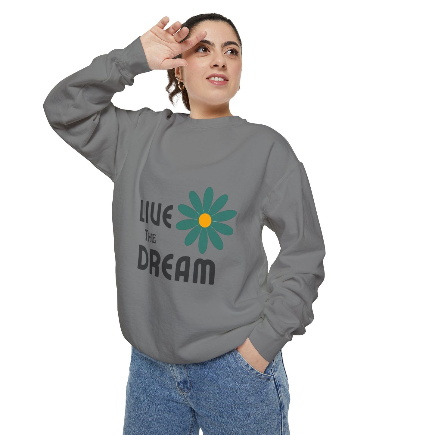 Retro Wash Unisex Sweatshirt: Garment-Dyed for Timeless Comfort and Style