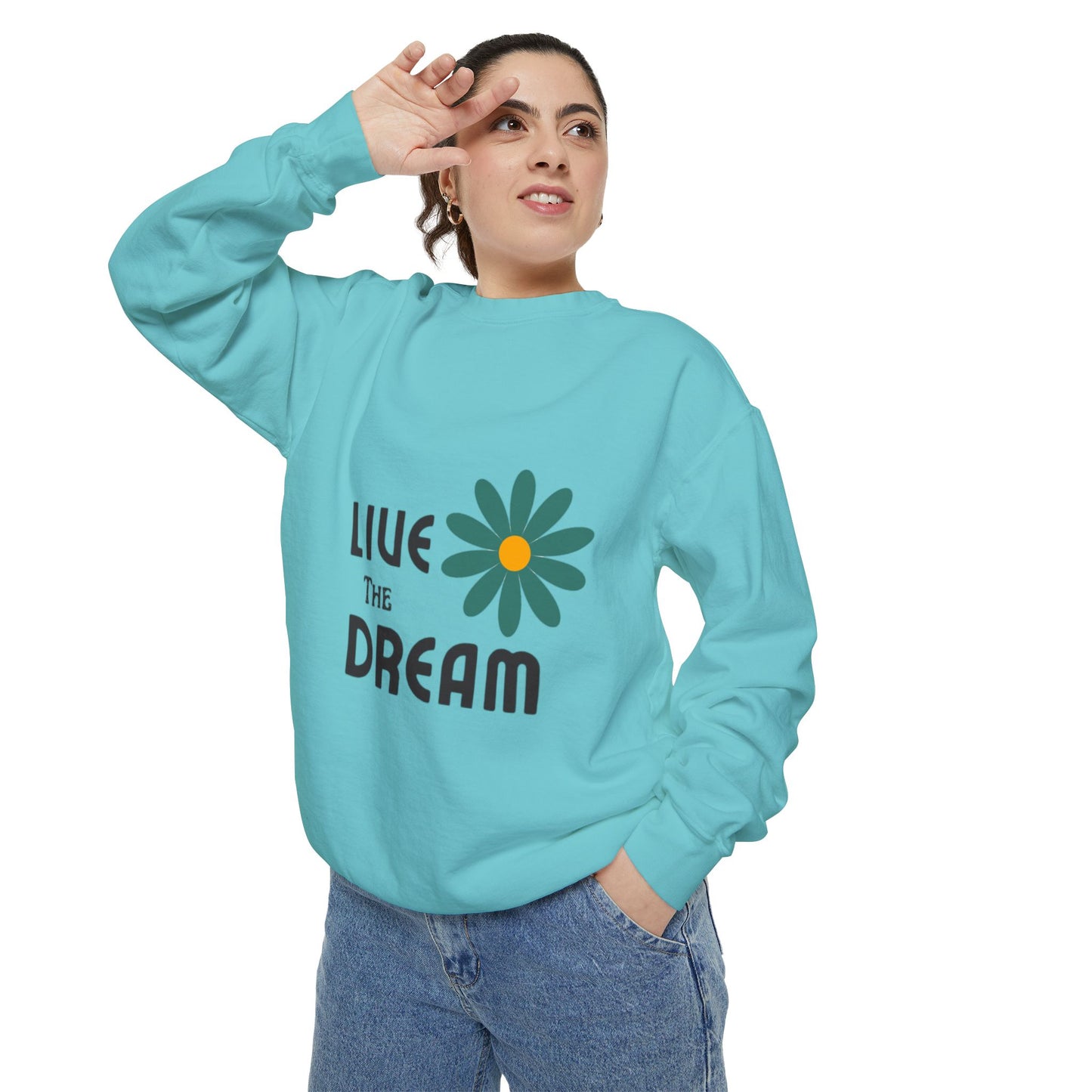 Retro Wash Unisex Sweatshirt: Garment-Dyed for Timeless Comfort and Style