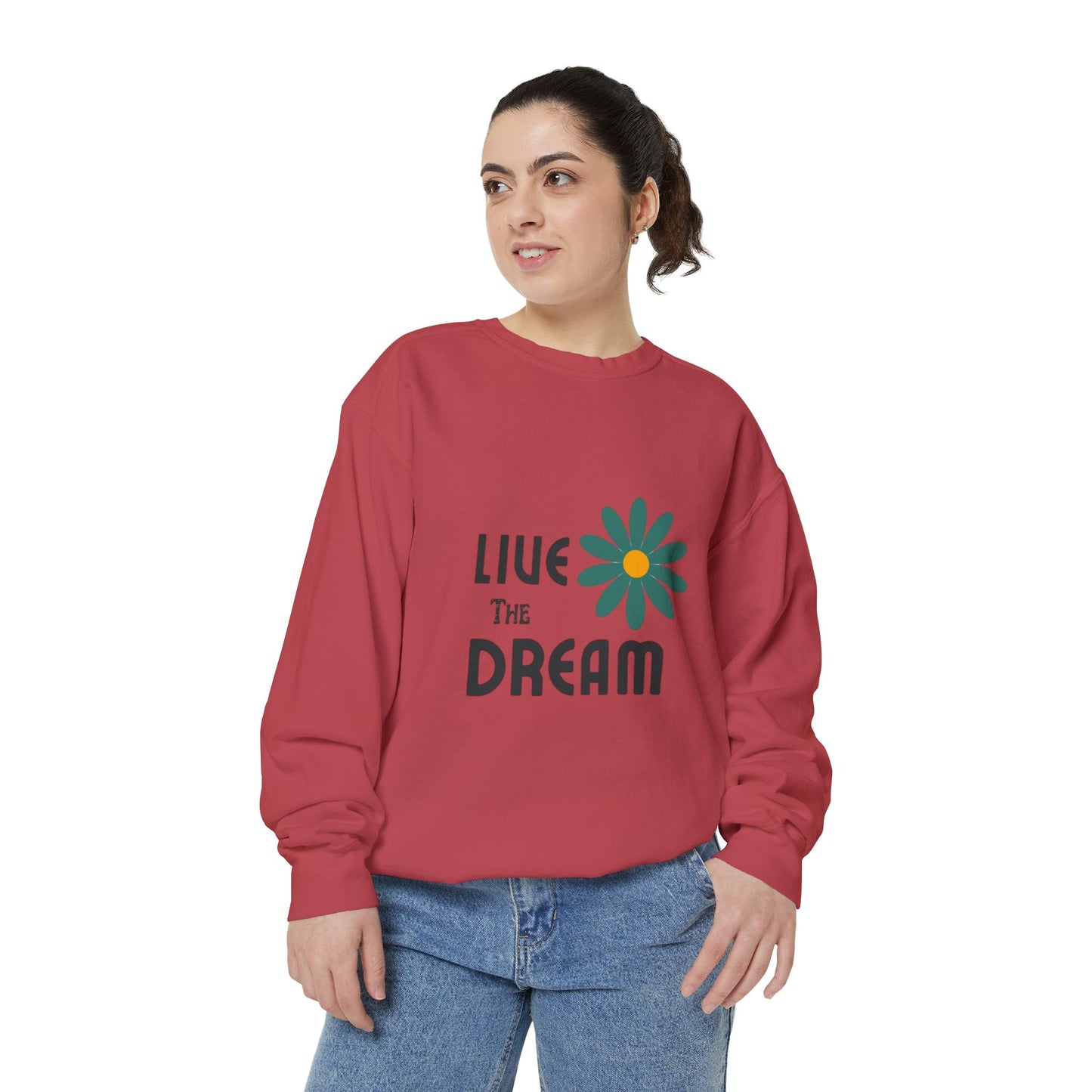 Retro Wash Unisex Sweatshirt: Garment-Dyed for Timeless Comfort and Style